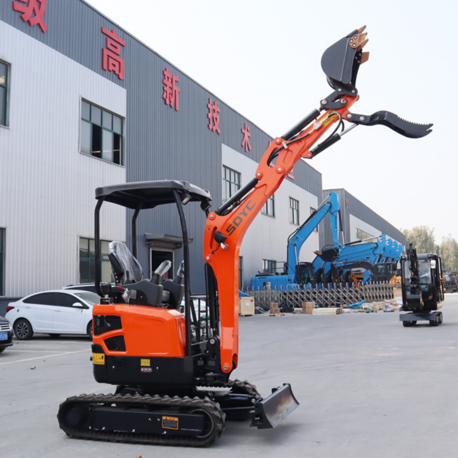 Настраиваемый гусеничный гидра – обзор и цена Heavy Equipment Landscaping